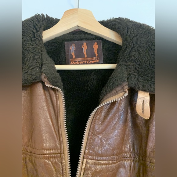 Vintage Robert Lewis Sherpa lined leather jacket, size 40 - Picture 2 of 11